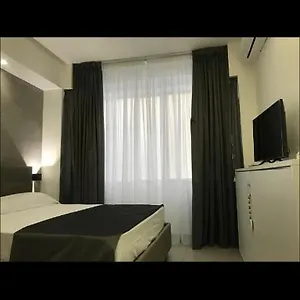  Bed & Breakfast Via Toledo Italy