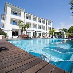 **** Hotel Tobago Italy